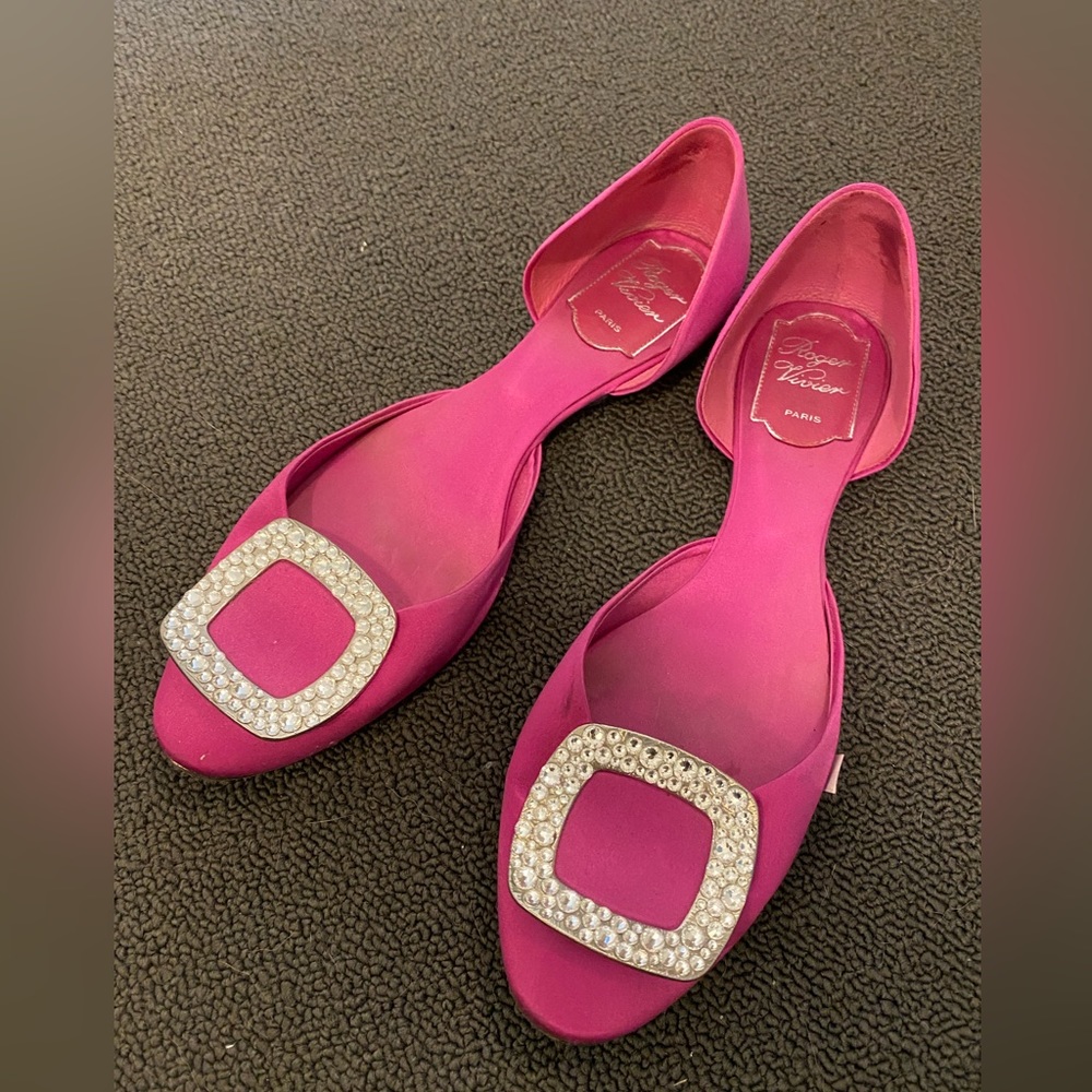 Roger Vivier Flats 37.5 hot pink satin